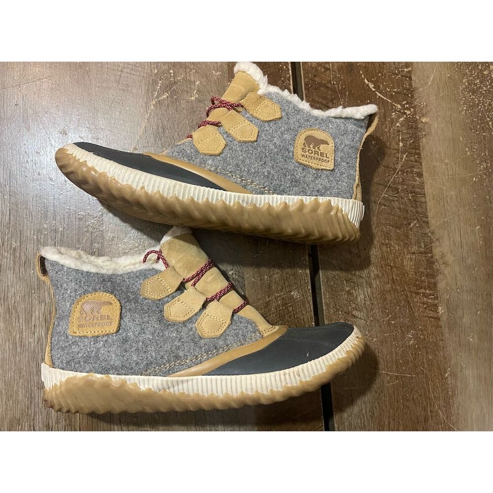 Sorel Gray and Tan Winter Boots